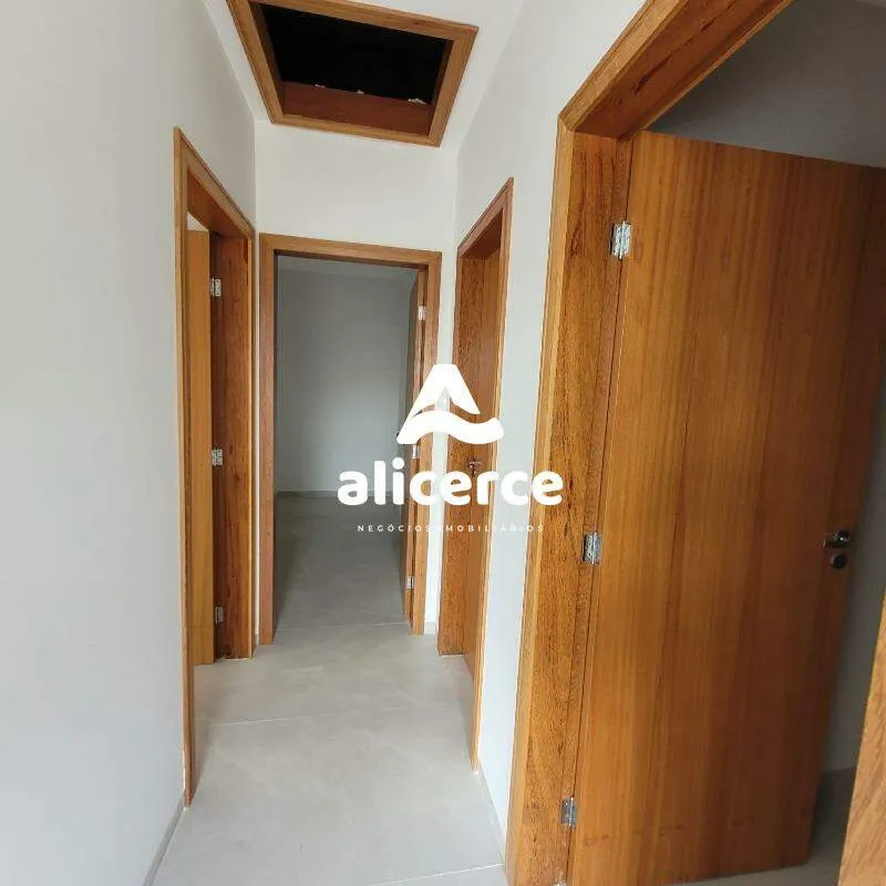 Imagem Sobrado 3 Quartos | 1 Suíte | 2 Vagas - Loteamento San Marino - São José