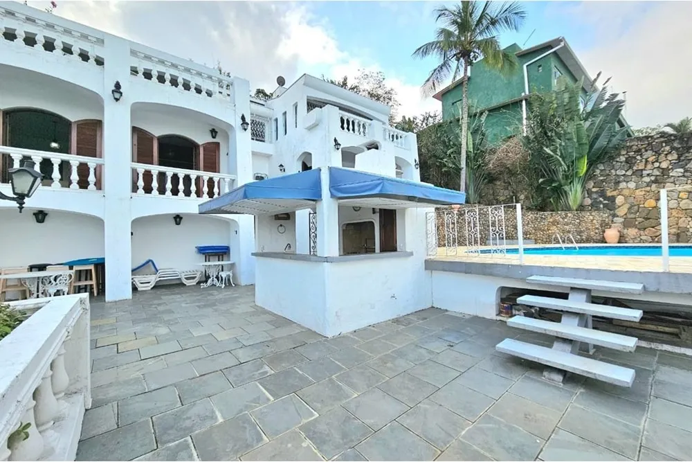 Imagem Casa em condomínio para venda com 4 quartos, sendo 4 suítes, 427m2