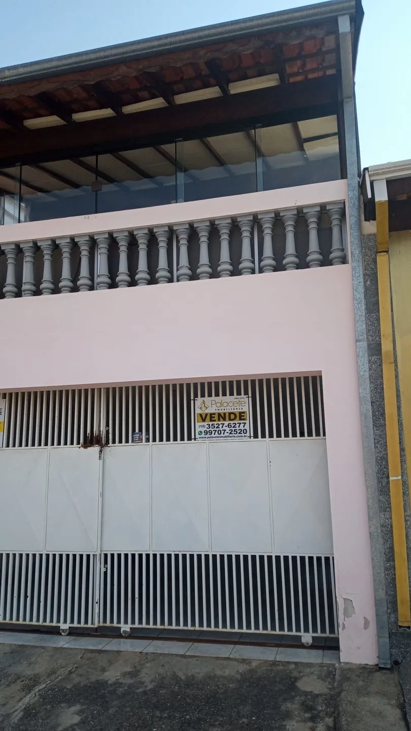 Foto do imóvel Casa à venda 3 Quartos, 1 Suite, 3 Vagas, 250M², Residencial Mombaça, Pindamonhangaba - SP