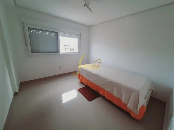 Imagem Ótimo apartmamento com 3 dorm um sendo suite, mobiliado beira mar