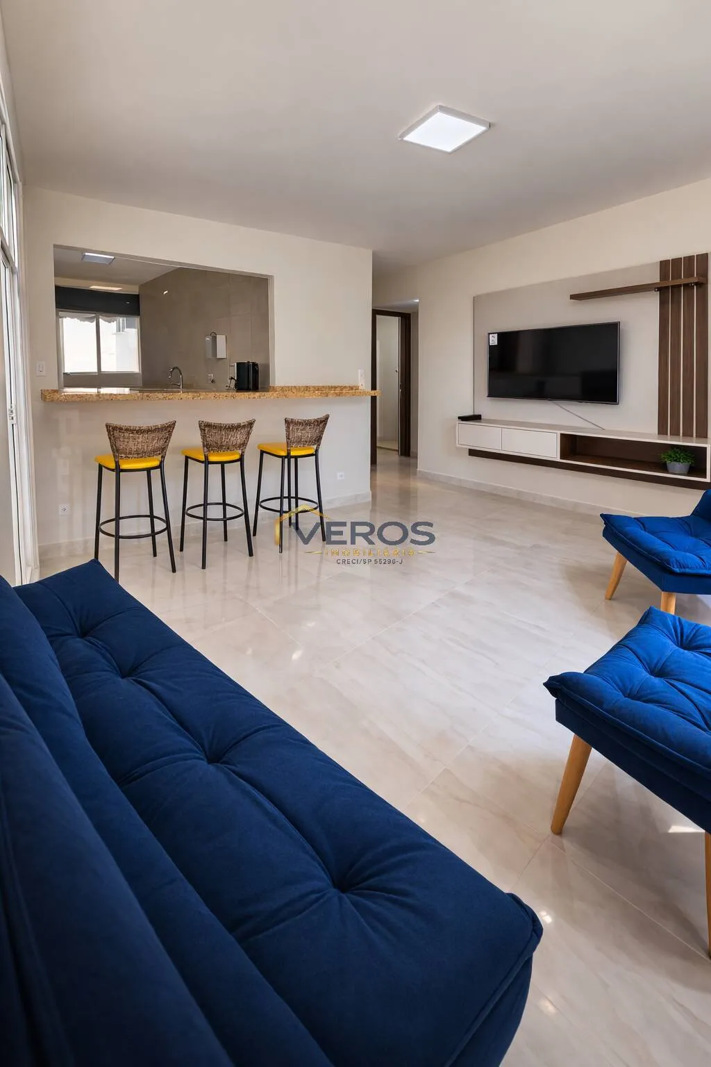 Imagem Apartamento a venda com 2 quartos e piscina na Martim de Sá - Caraguá