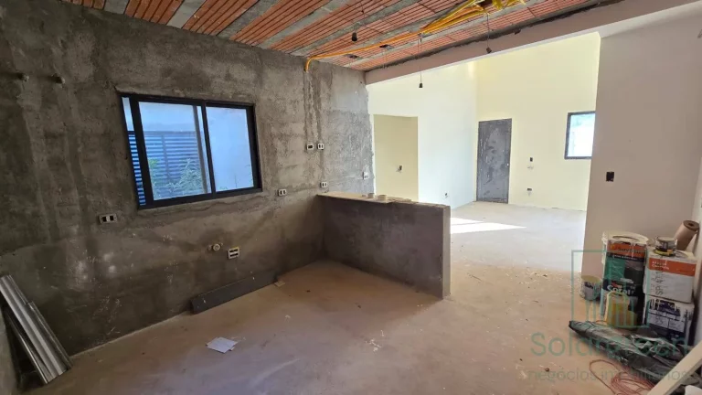 Imagem Casa 3 dormitórios, sendo 2 suítes, área gourmet e piscina em Mairiporã