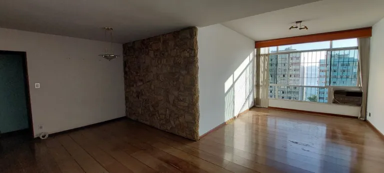 Imagem Apartamento com 3 Quartos à Venda, 160 m² em Icaraí - Niterói