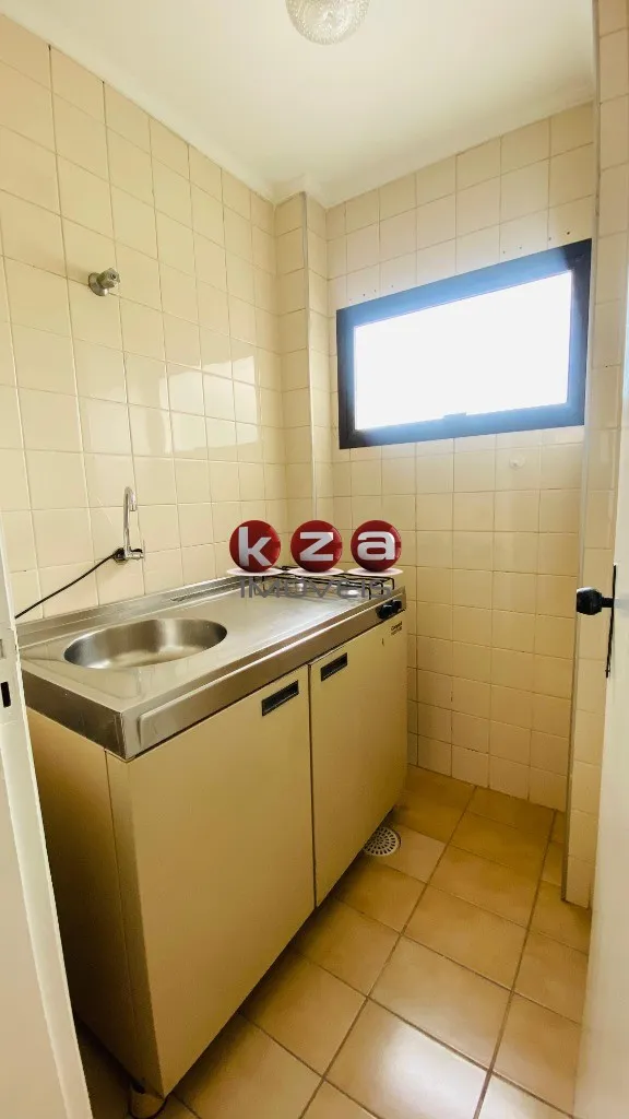 Imagem Sala Comercial de Alto Padrão no Centro de Valinhos-SP: 1 sala, 2 banheiros, 2 vagas, 105m². Venha conferir!