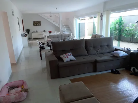 Imagem Linda Casa Centro