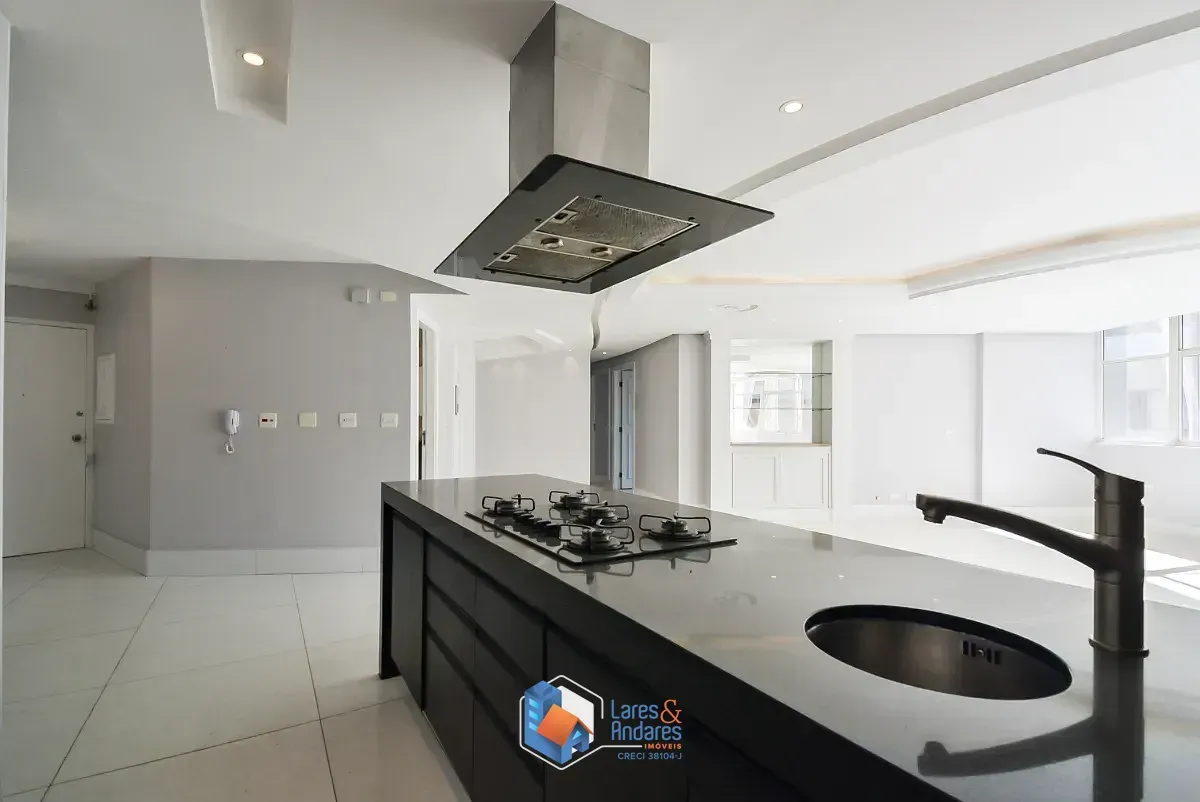 Imagem Apartamento para venda em Jardim Paulistano com 3 quartos, sendo 1 suíte, 178m²