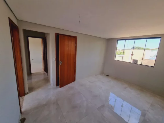 Imagem Casa à venda em Igarapé MG, bairro Resplendor.