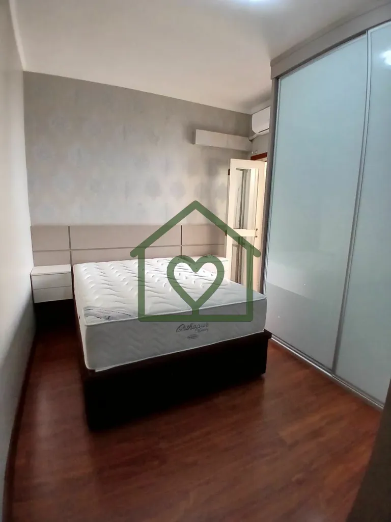 Imagem Oportunidade! Apartamento mobiliado, desocupado e pronto para morar no bairro Independência, com 2 ...