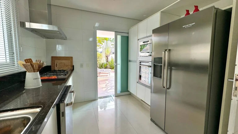 Imagem Casa com 4 quartos à venda, 400 m² por R$ 5.250.000 - Residencial Tamboré - Barueri/SP