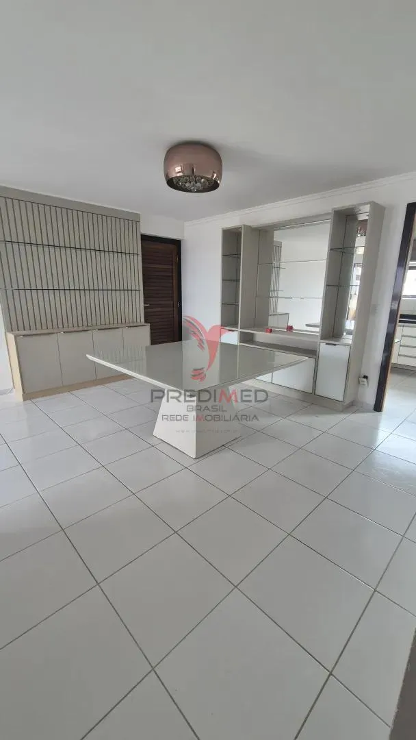 Imagem Apartamento com 3 Suites e 2 Vagas. Ventilado, vista livre andar alto. Bairro dos Estados