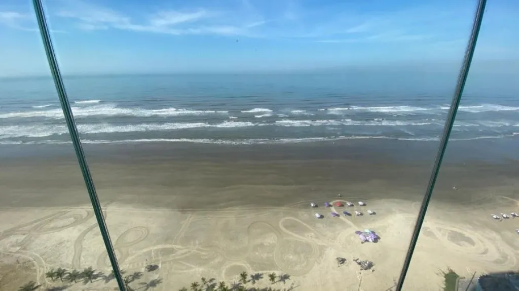 Imagem APARTAMENTO COM 123,00 m² - CAIÇARA - PRAIA GRANDE SP