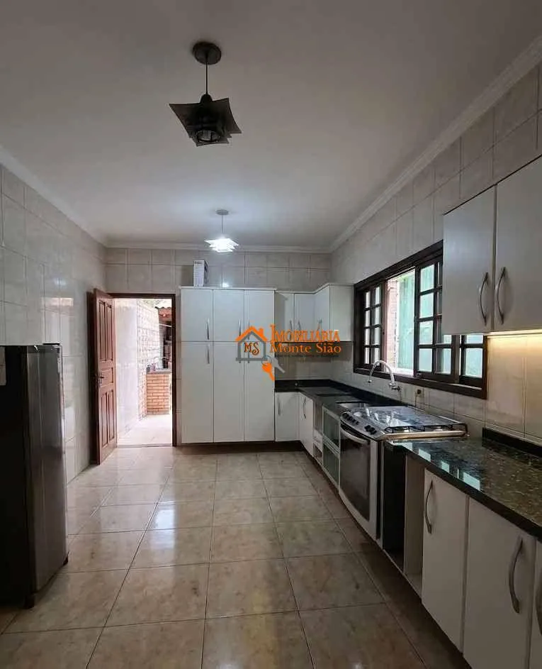 Imagem Sobrado com 3 dormitórios à venda, 100 m² por R$ 640.000,00 - Jardim Arapongas - Guarulhos/SP