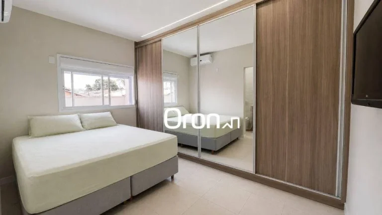 Imagem Sobrado com 3 dormitórios à venda, 256 m² por R$ 1.400.000,00 - Setor Jaó - Goiânia/GO