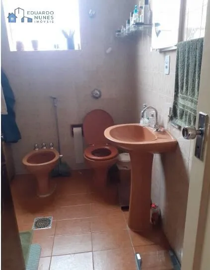 Foto do imóvel: CASA COM 04 QUARTOS, 03 VAGAS, RUA PLANA NA SERRA