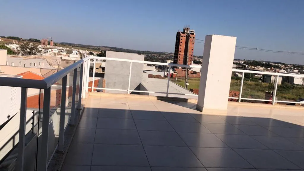 Imagem Sobrado 250m Umuarama-PR 251