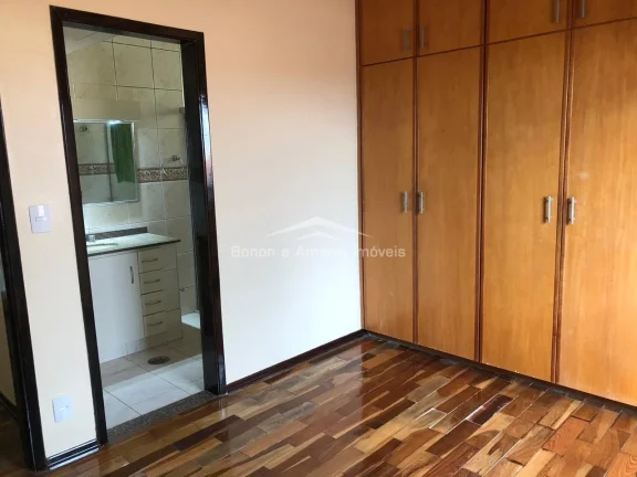 Imagem Casa à venda no Carlos Lourenço

Ótima casa térrea toda reformada em bairro de fácil acesso a V...