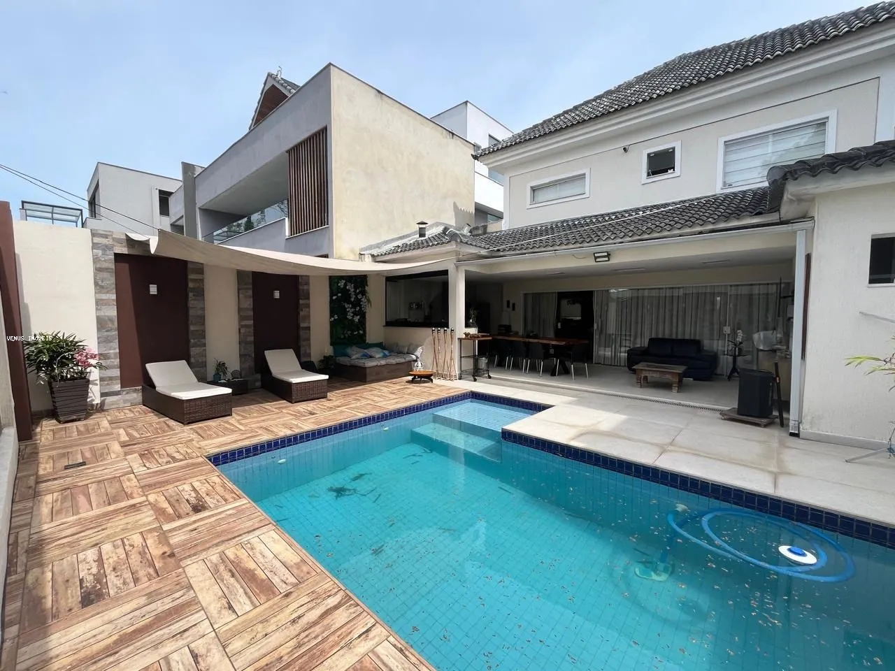 Imagem Casa para Venda em Rio de Janeiro, Recreio dos Bandeirantes, 4 dormitórios, 4 suítes, 5 banheiros