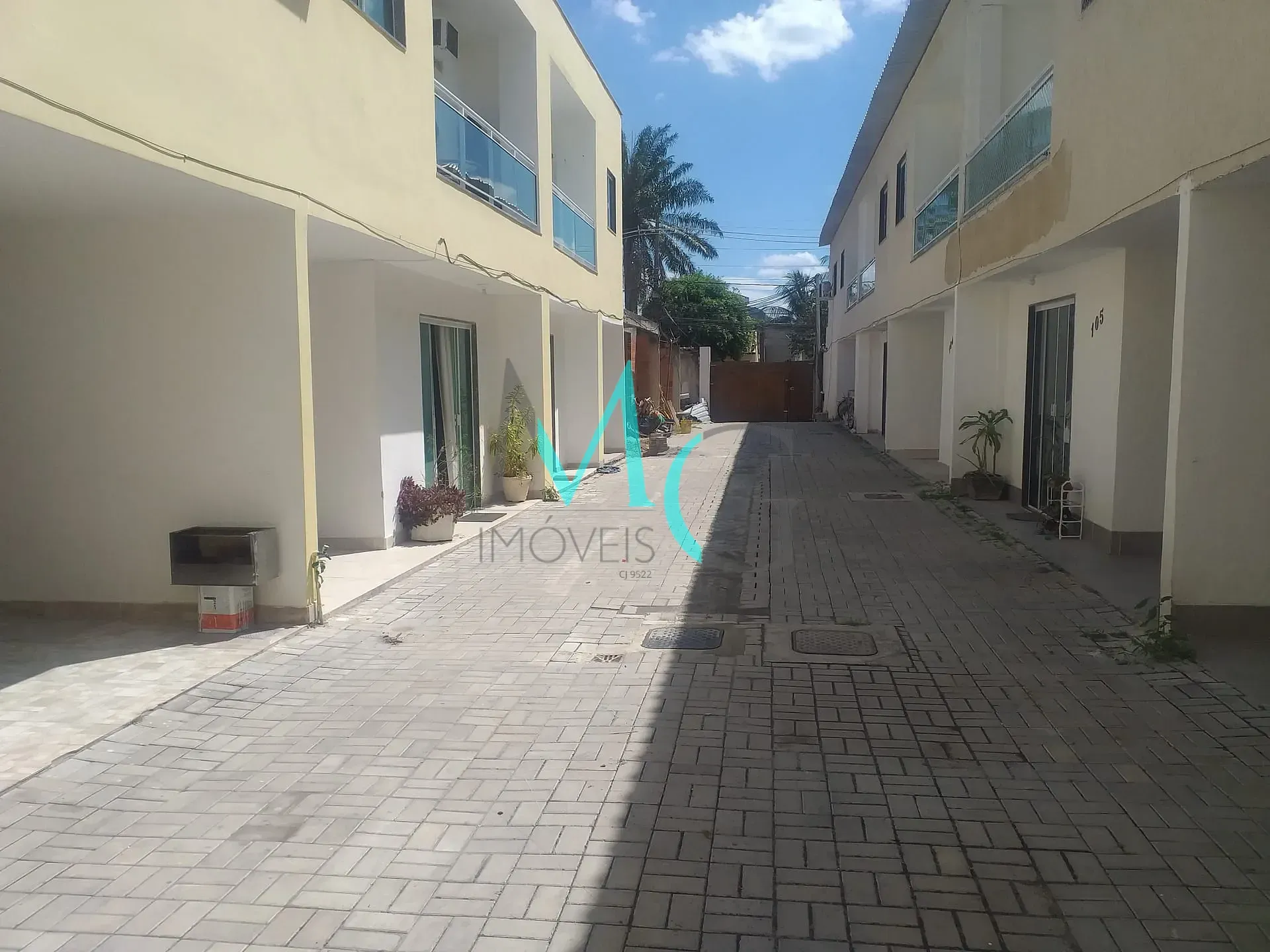 Foto do imóvel Casa à Venda em Inhoaíba- 81m²- 2 quartos, 3 banheiros - Excelente localização!