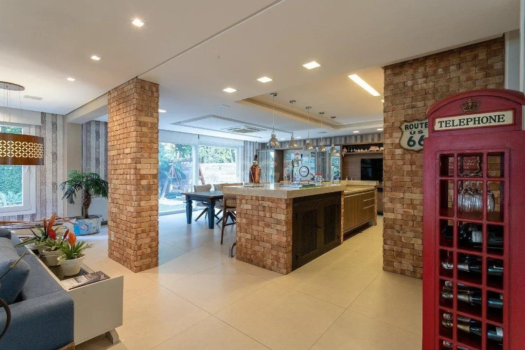 Imagem Casa Condominio para Venda - 588.62m², 4 dormitórios, sendo 4 suites, 5 vagas - Pedra Redonda