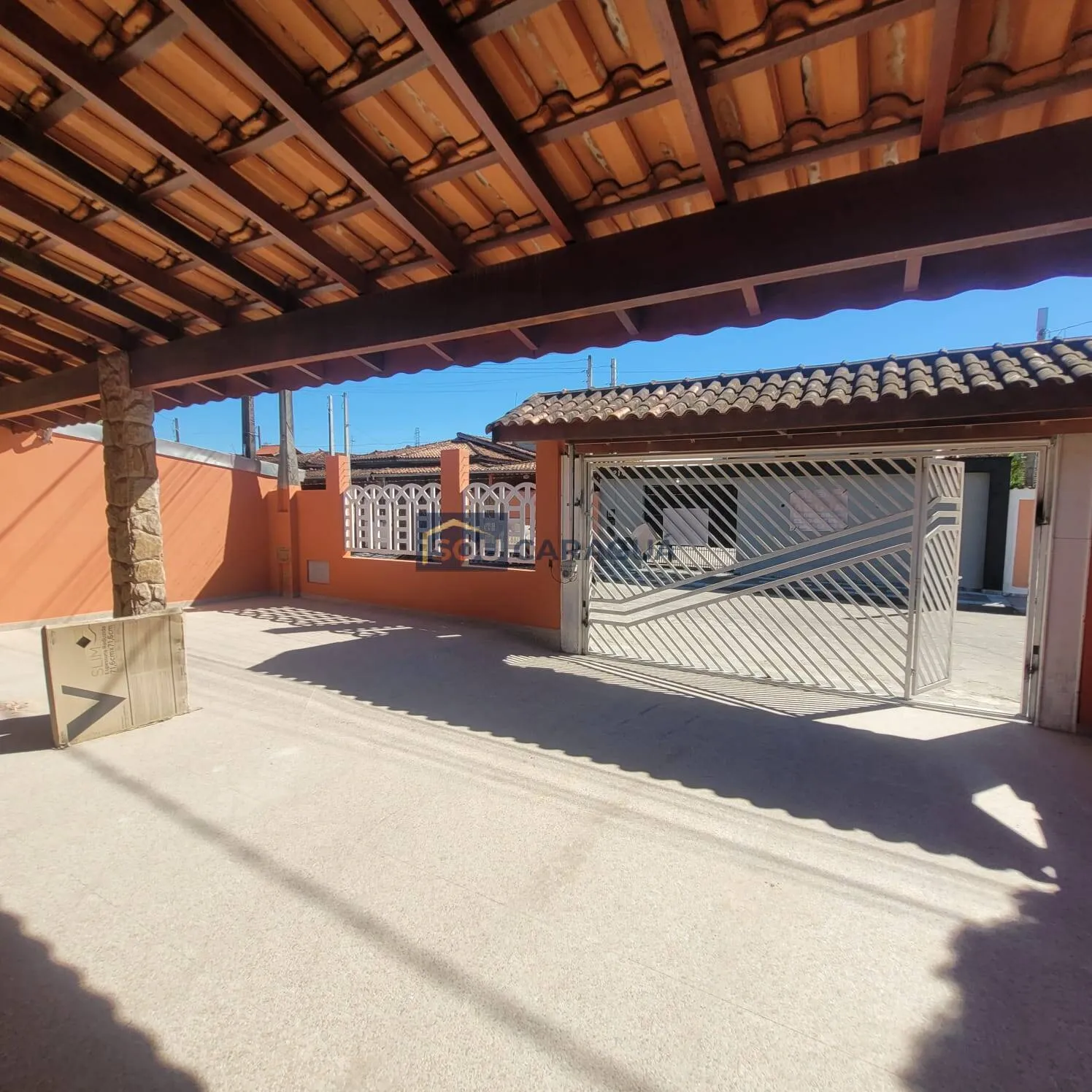 Imagem Casa térrea I Praia das Palmeiras I 3 dormitórios I Locação Definitiva
