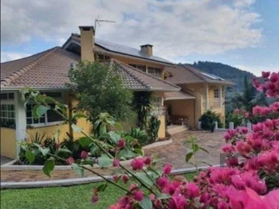 Sítio em Picada Holanda