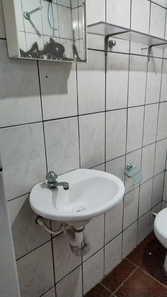 Imagem Casa para locação em Santo André-SP: 1 quarto, 1 banheiro, 40m² no Jardim Guarará. Agende sua visita!