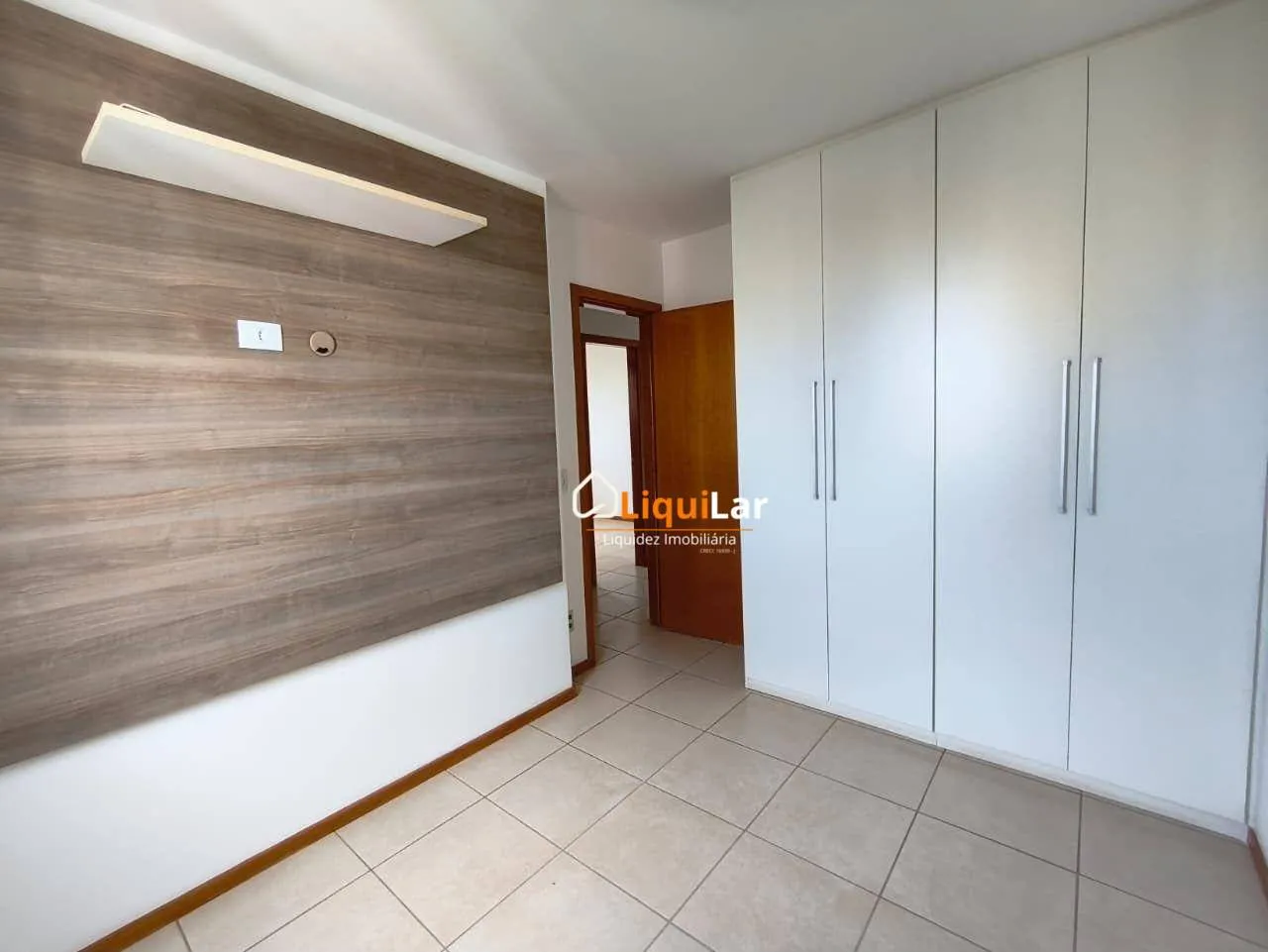 Imagem Apartamento à Venda no Edifício Olavo Bilac com 3 Quartos, Suíte, 2 Sacadas e 2 Vagas Cobertas