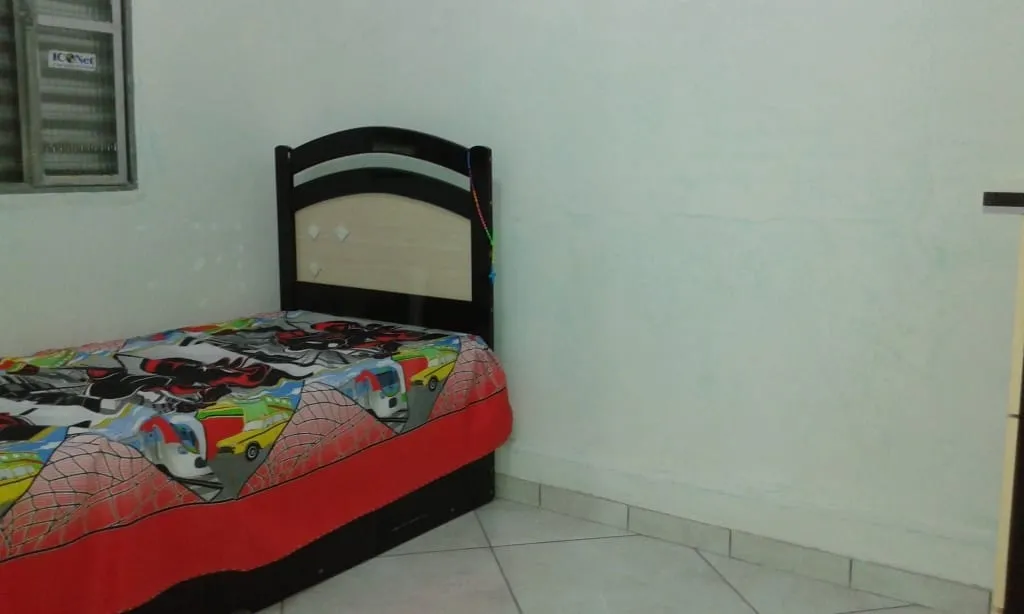 Imagem Casa à venda 3 Quartos, 1 Suite, 4 Vagas, 200M², Vila Rica, Pindamonhangaba - SP