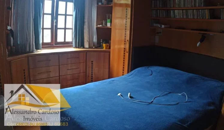 Imagem Vendo casa de alto padrão com piscina e sauna no Centro de Friburgo