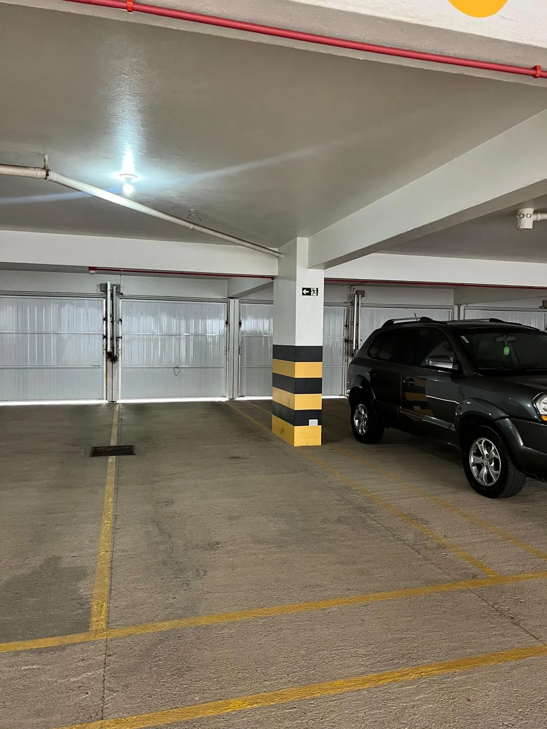 Imagem Apartamento à venda em Torres, Predial, com 4 quartos, 180m2