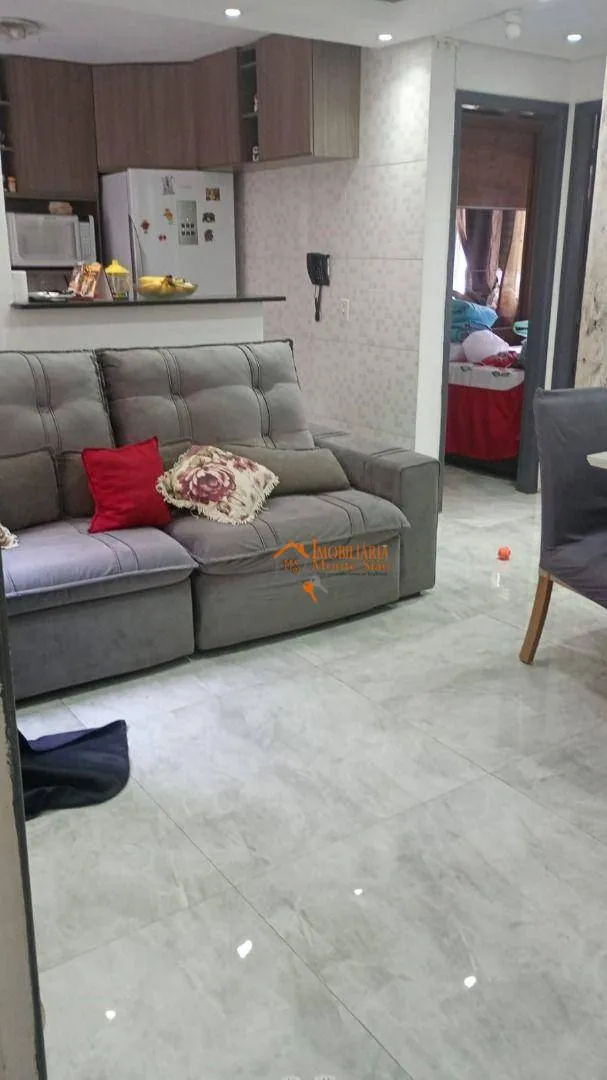 Foto do imóvel Apartamento com 2 dormitórios à venda, 44 m² por R$ 277.000,00 - Água Chata - Guarulhos/SP