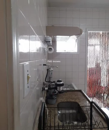 Imagem Apartamento à venda em São Paulo - Vila Guarani (Z Sul) - 2 quartos, 1 sala, 1 banheiro, 1 vaga de garagem - 60m² de área