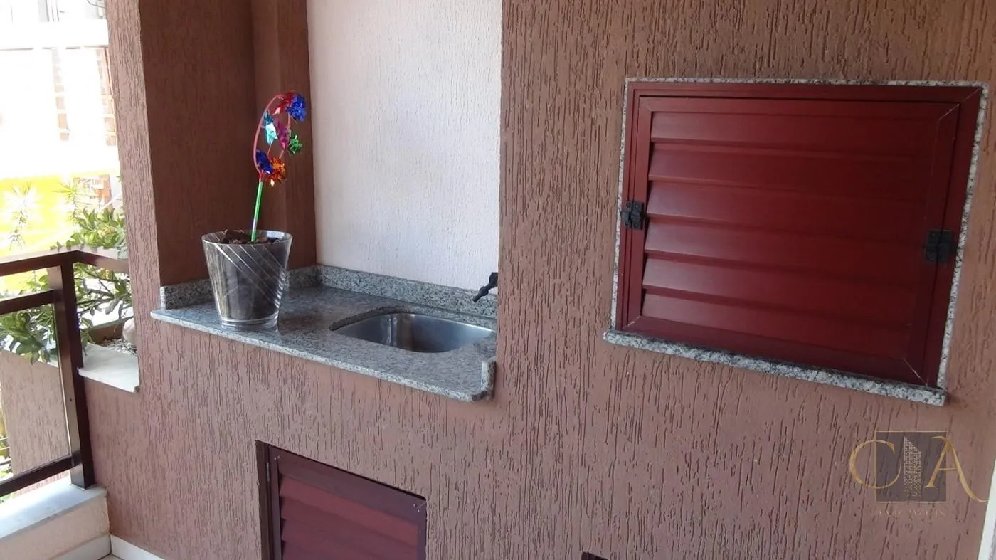 Imagem Apartamento para Temporada em Itapema, Meia Praia, 3 dormitórios, 1 suíte, 2 banheiros, 1 vaga