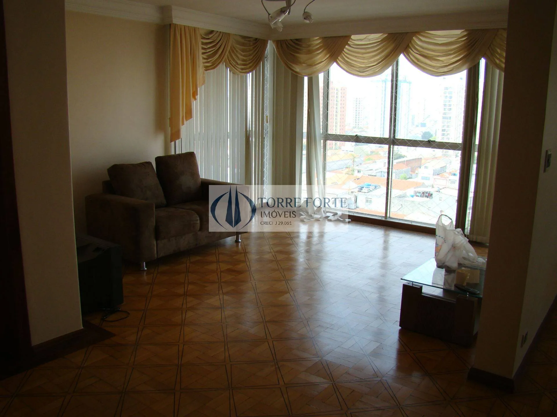 Imagem Lindo Apartamento 300m2 ,localizado na AV Paes de Barros -Mooca