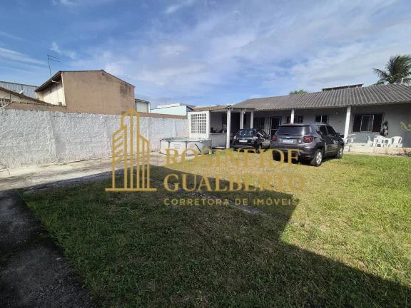 Imagem Duas Casas Térreas na Praia das Palmeiras – Excelente Oportunidade em Carag