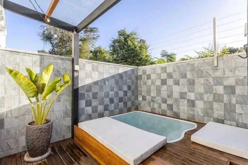 Imagem Casa com 3 dormitórios com suíte master em condomínio de alto padrão