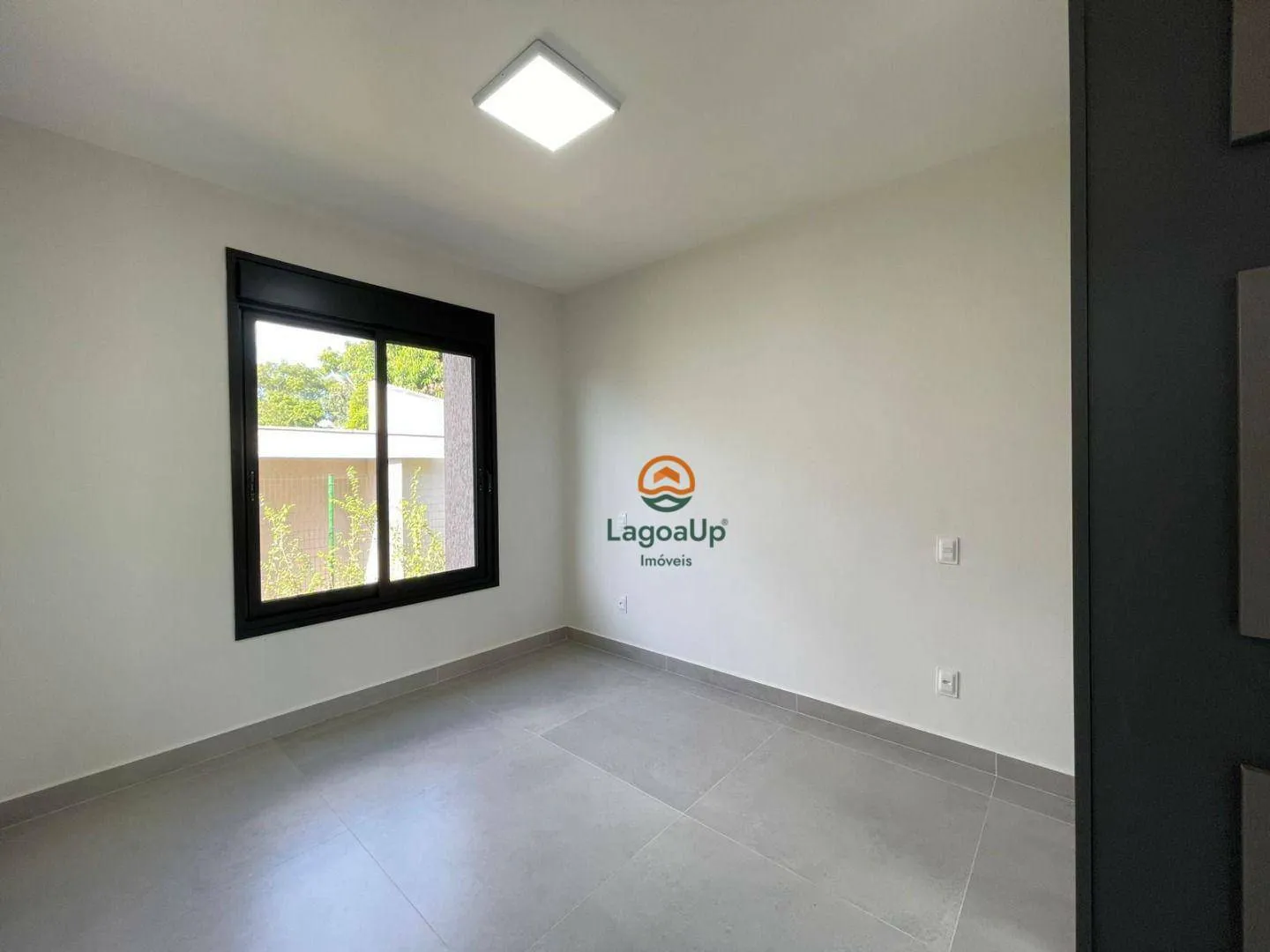 Imagem Casa com 3 dormitórios à venda, 154 m² por R$ 1.445.000 - Condomínio Vila Bambu - Lagoa Santa/MG