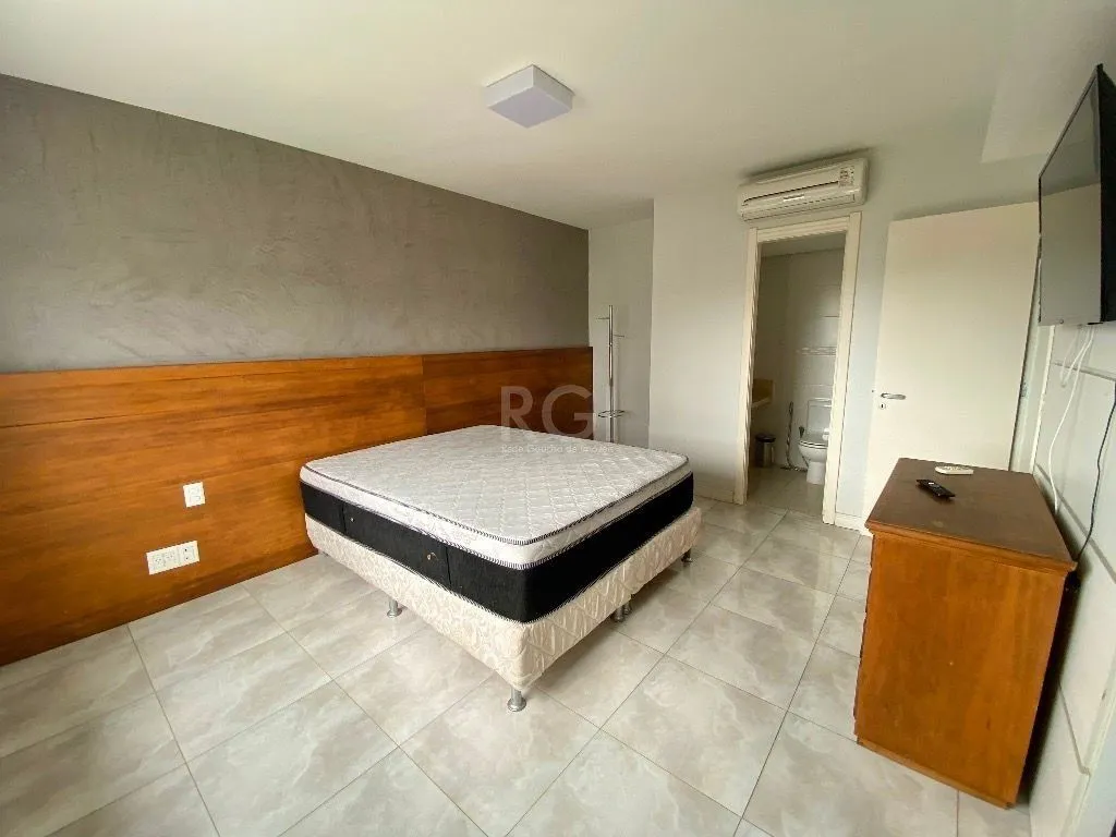 Imagem Apartamento Para Comprar no Karpathos com 2 Dormitórios transformado em 1 suite com closet