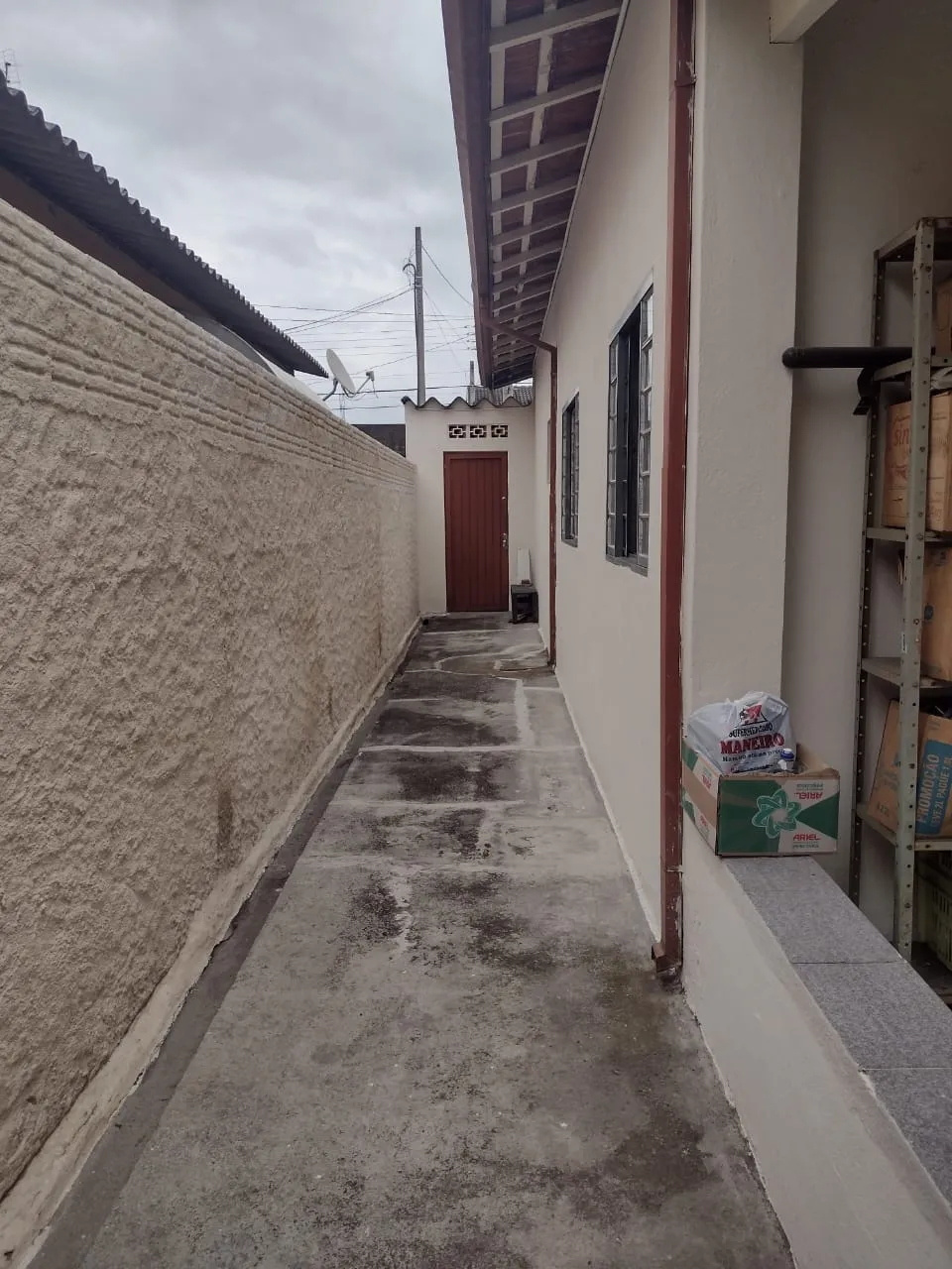 Imagem Casa à venda 2 Quartos, 1 Vaga, 250M², Parque Senhor do Bonfim, Taubaté - SP