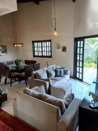 Imagem Chácara à Venda com 3 Dormitórios, 2 Banheiros e 1000m2 de Área Total – Conforto e Espaço para Toda a Família!