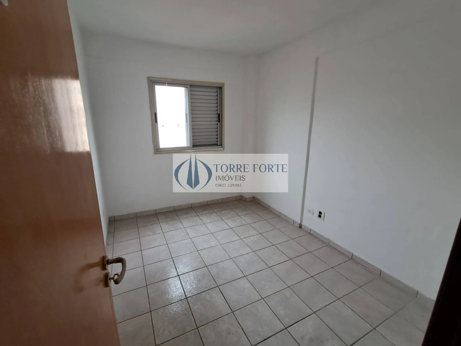 Imagem apartamento 2 dormitórios 1 vaga na Vila Antonieta LOCAÇÂO