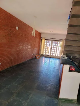 Imagem Sobrado com 6 dormitórios à venda, 261 m² por R$ 690.000,00 - Cibratel I - Itanhaém/SP