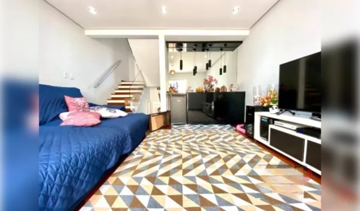 Imagem VENDE-SE LINDA CASA TRIPLEX DE 153M², 4 DORMITÓRIOS, EM EXCELENTE CONDOMÍNIO FECHADO!