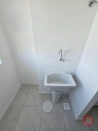 Imagem Apartamento para alugar, 74 m² por R$ 3.745,00/mês - Partenon - Porto Alegre/RS