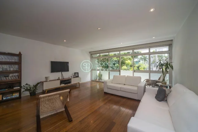 Imagem Excelente apartamento à venda no Brooklin: - Área: 165m² - 03 dormitórios - 01 suíte - Living c...