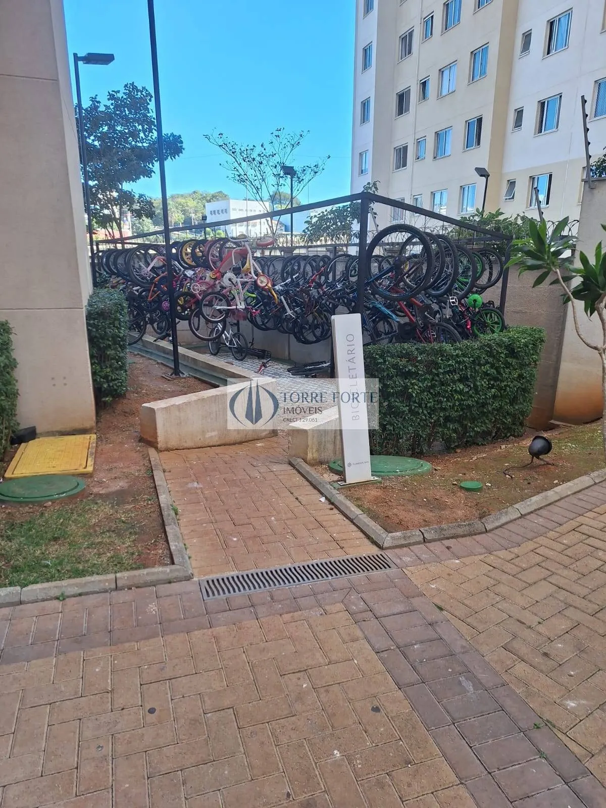 Imagem Apartamento com 2 dormitórios sem vaga em Itaquera.