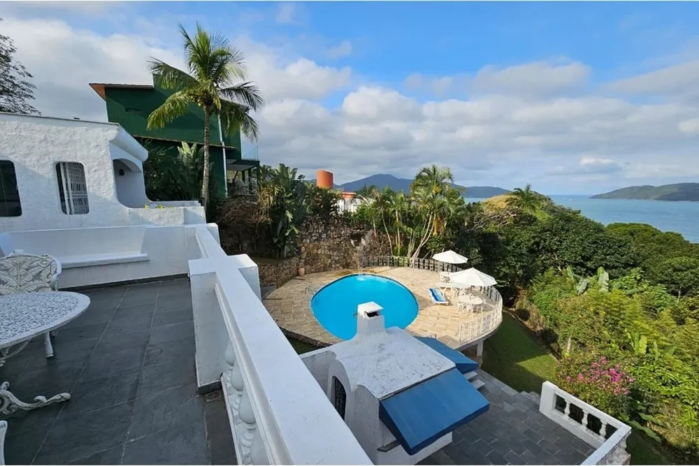 Imagem Casa em condomínio para venda com 4 quartos, sendo 4 suítes, 427m2