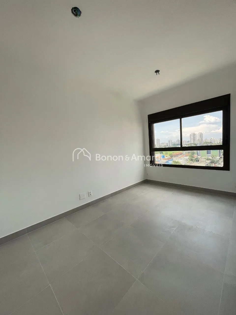 Imagem Apartamento Novo recem-entregue para venda Guanabara com sacada e lazer completo