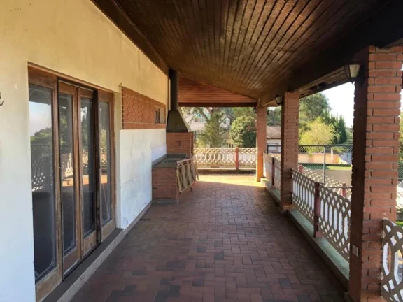 Imagem Casa em Aldeia da Serra - 581m²