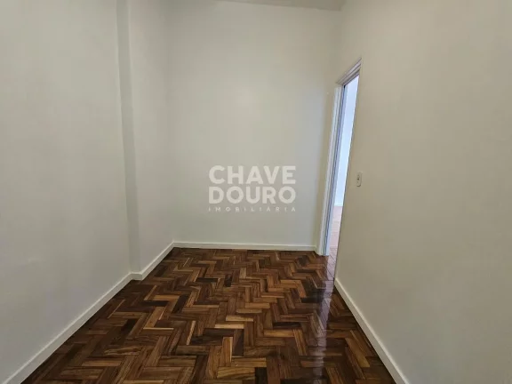 Imagem Apartamento de 1 quarto + 1 dependência próximo à Faculdade totalmente reformado!